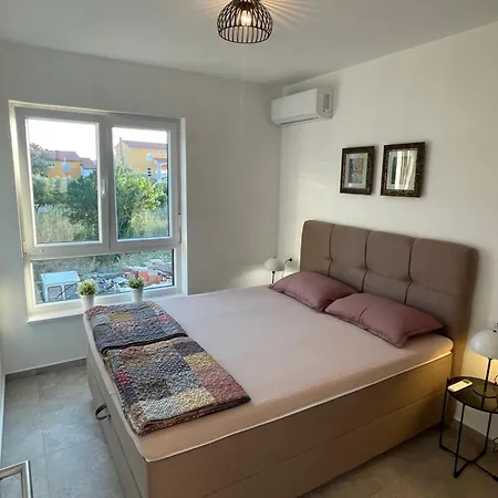 Modern In Croatia Apartment